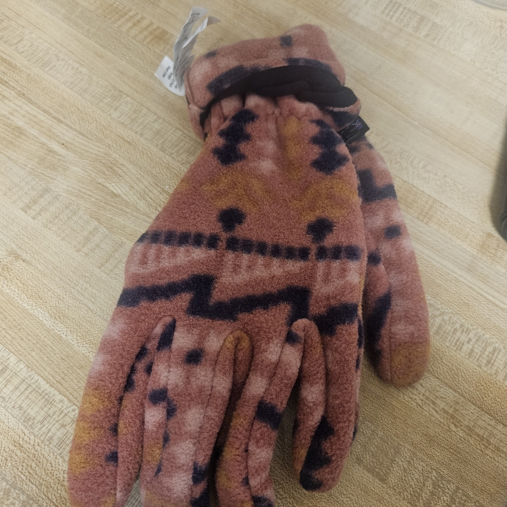 Patagonia Pink and Black Patterned Gloves